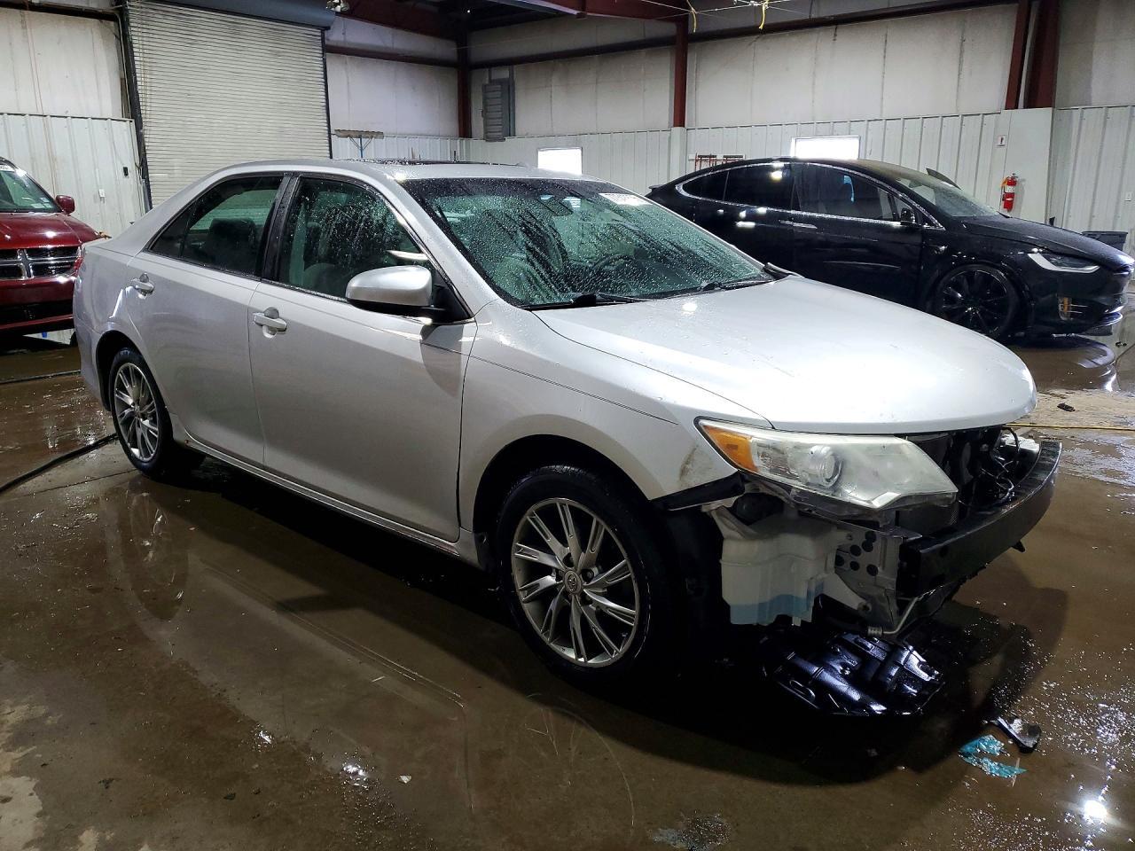 2012 Toyota Camry le