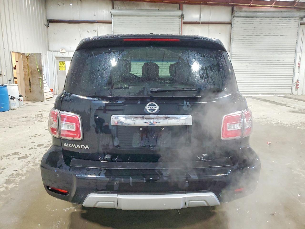 2017 Nissan Armada sv