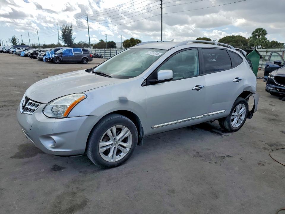 2012 Nissan Rogue s