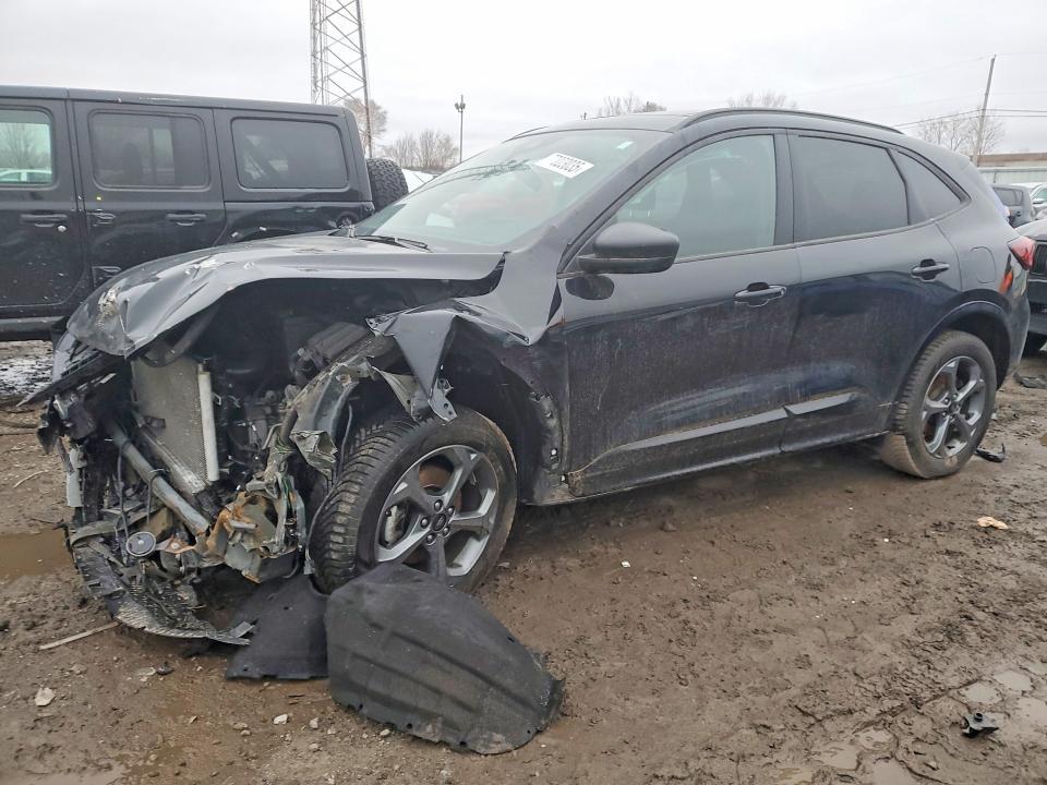 2024 Ford Escape st Line