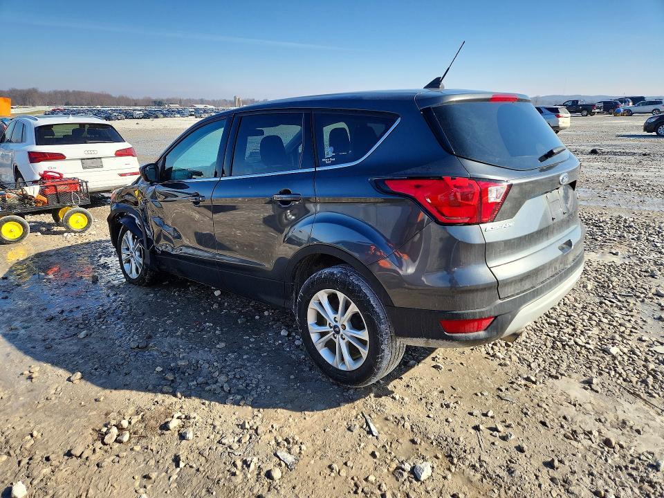 2019 Ford Escape se