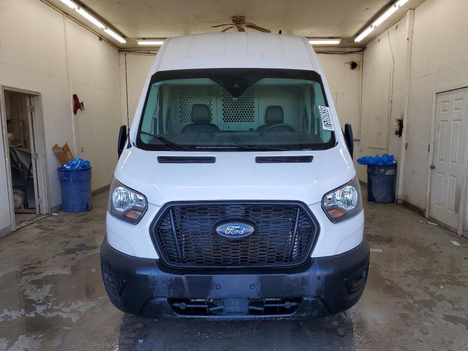 2023 Ford Transit T-250