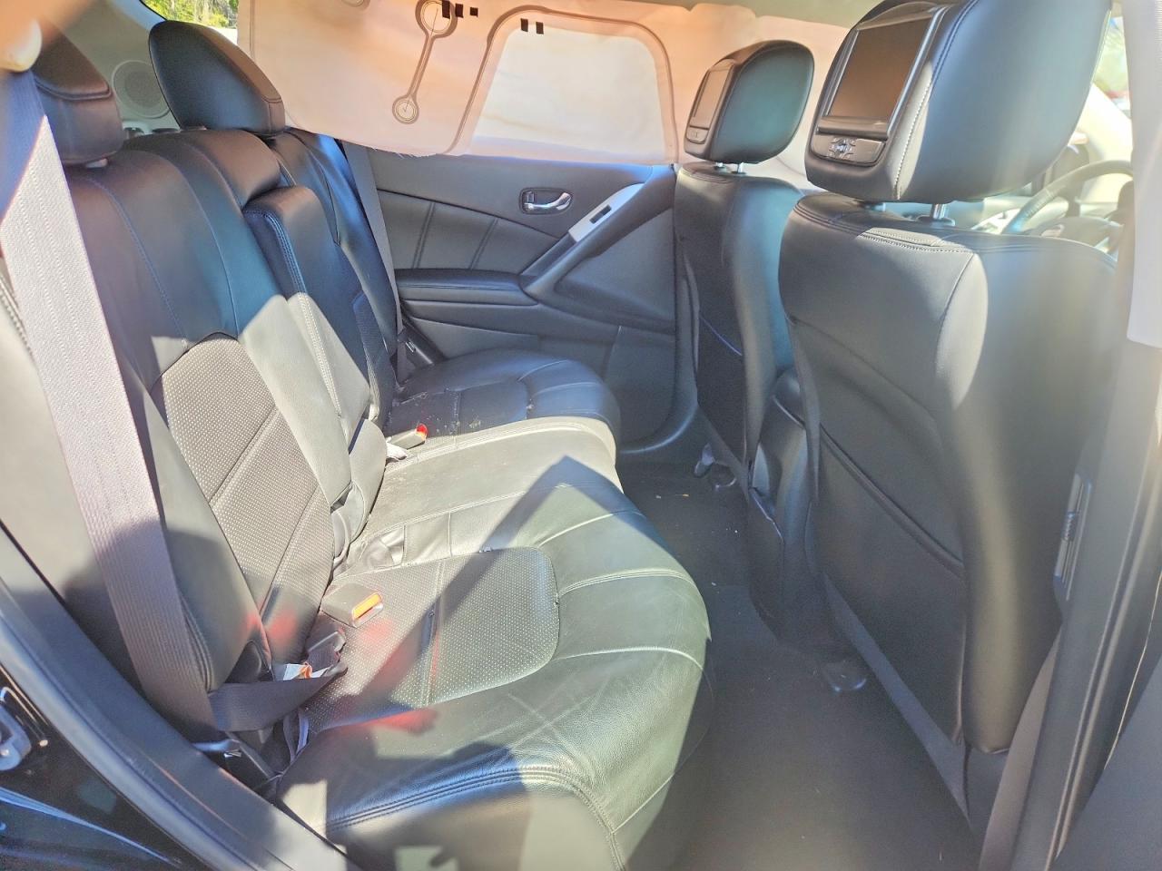 2011 Nissan Murano s