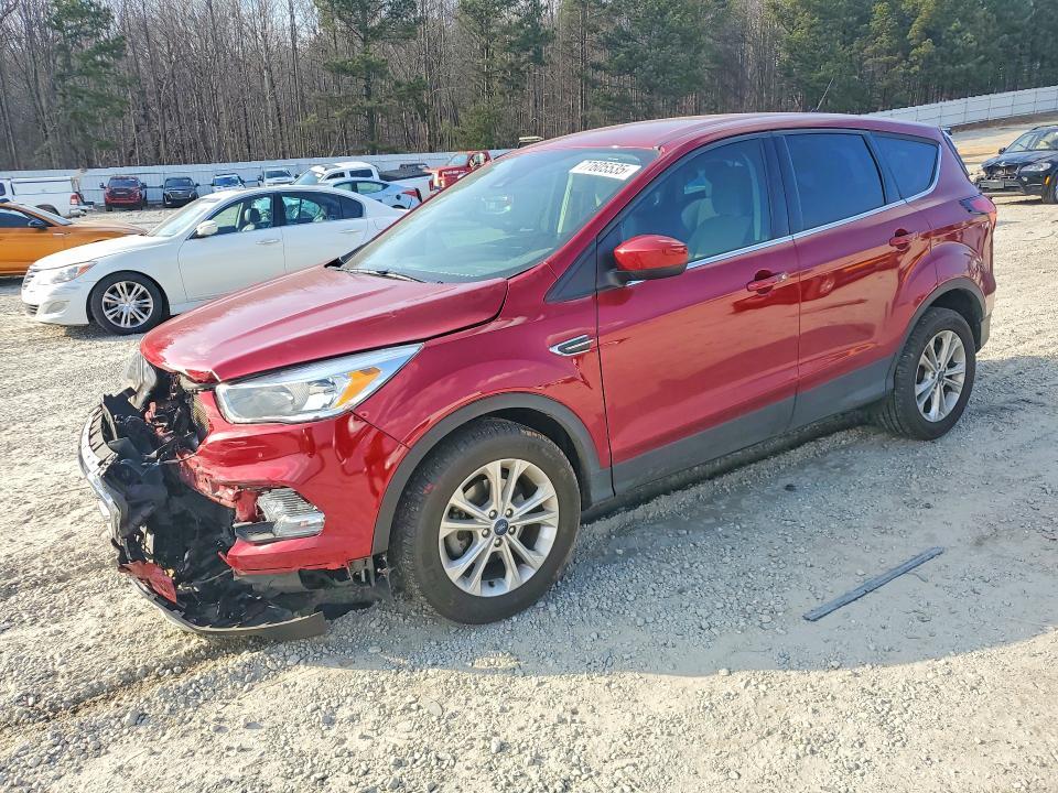 2019 Ford Escape se