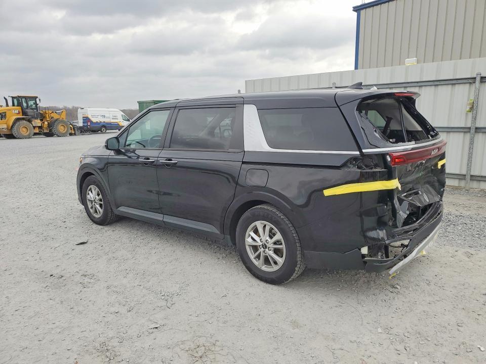 2022 KIA Carnival lx