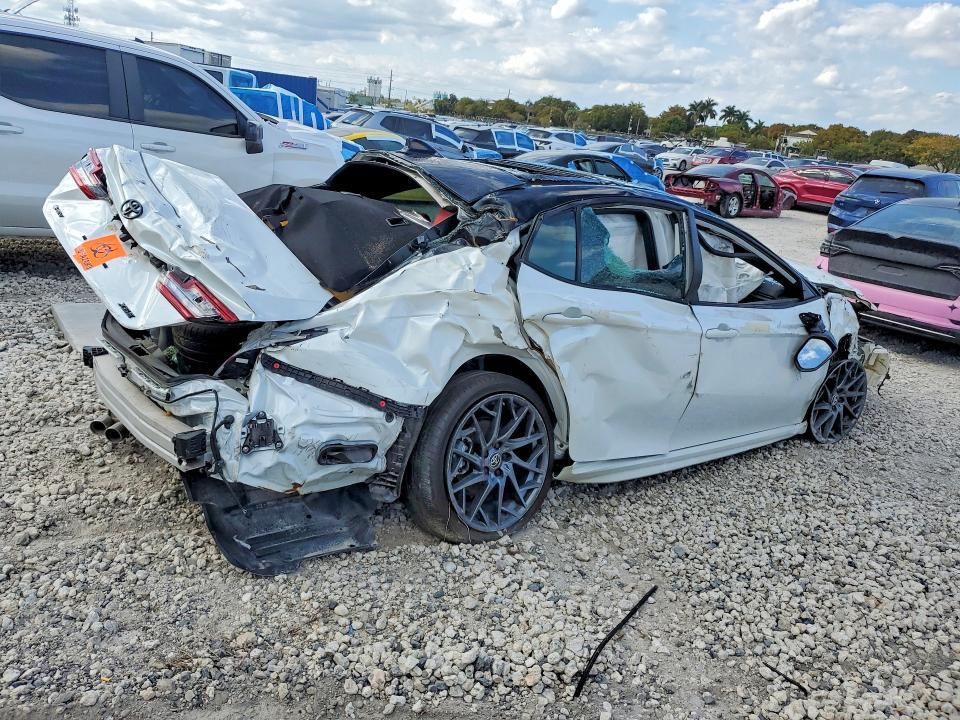 2025 Toyota Camry xse