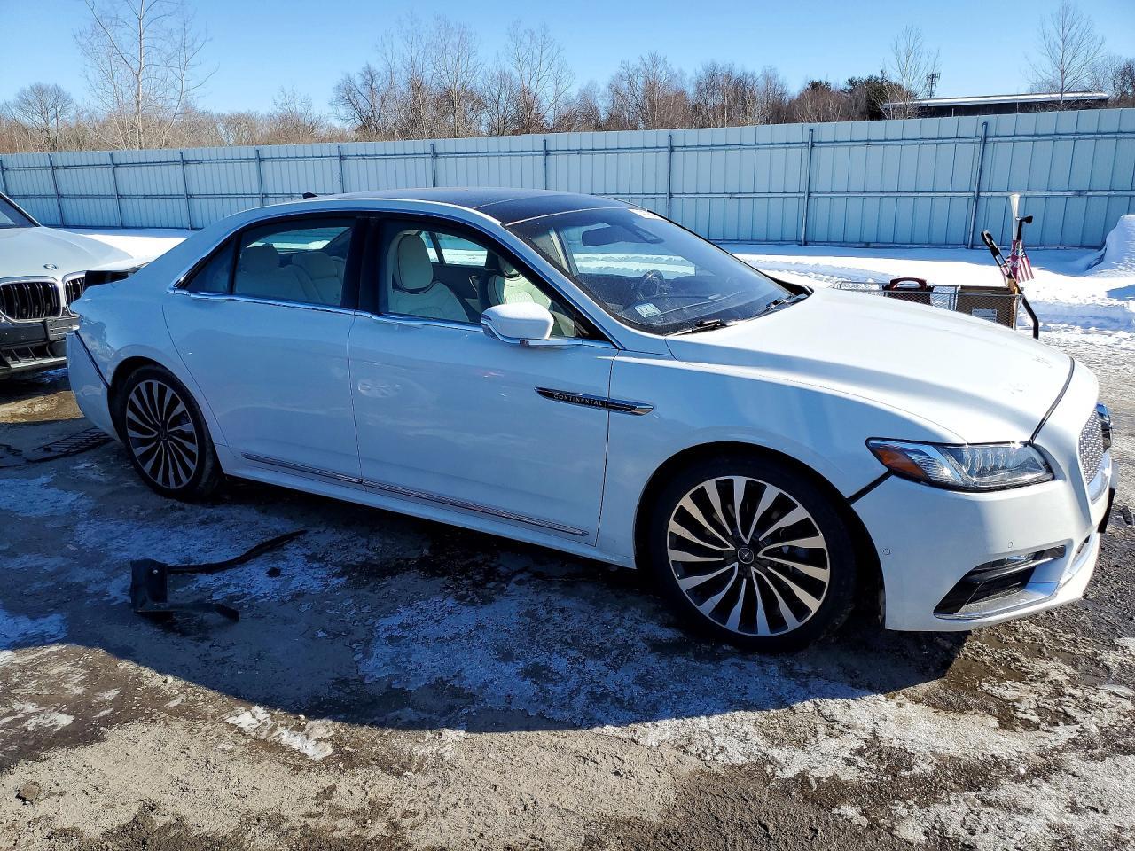 2020 Lincoln Continental Black Label