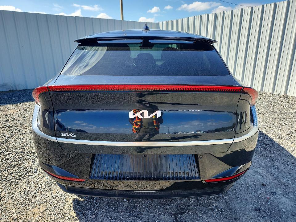 2024 KIA EV6 Wind