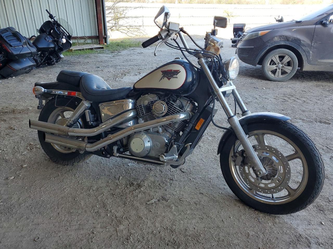 1994 Honda VT1100 C