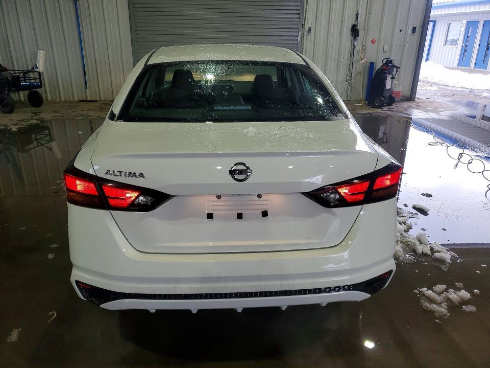 2022 Nissan Altima 2.5 s