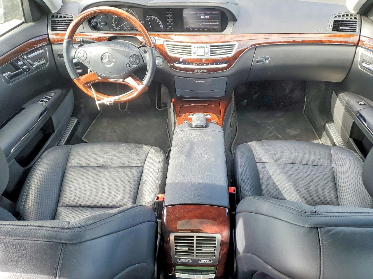 2011 Mercedes-Benz S 550 4matic