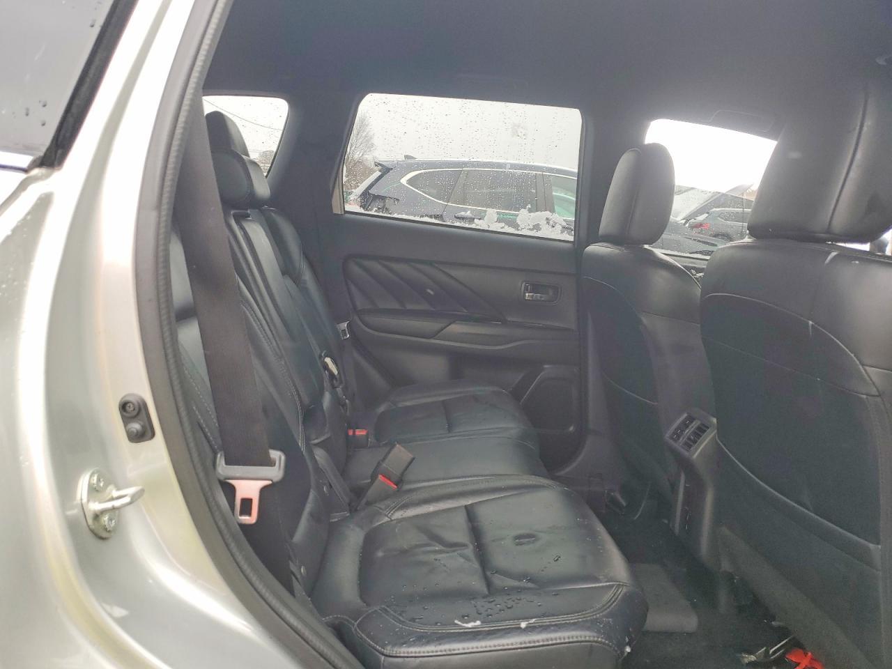 2022 Mitsubishi Outlander sel