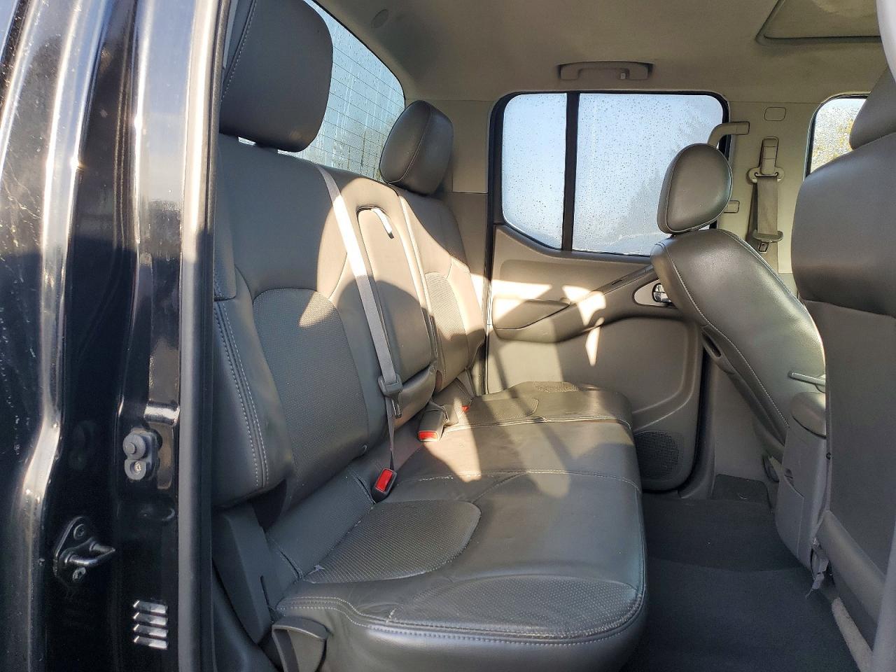 2006 Nissan Frontier SE