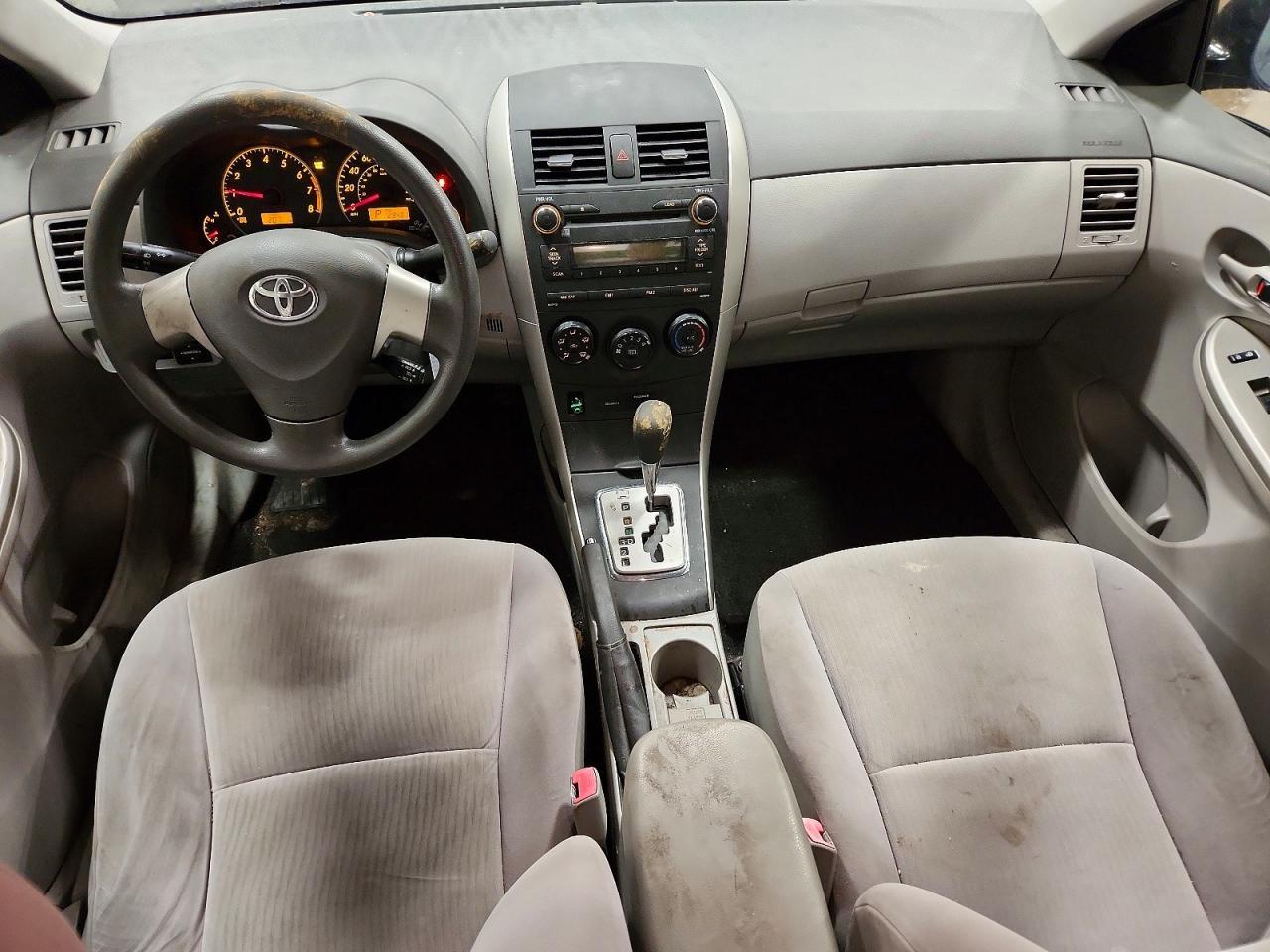 2010 Toyota Corolla le