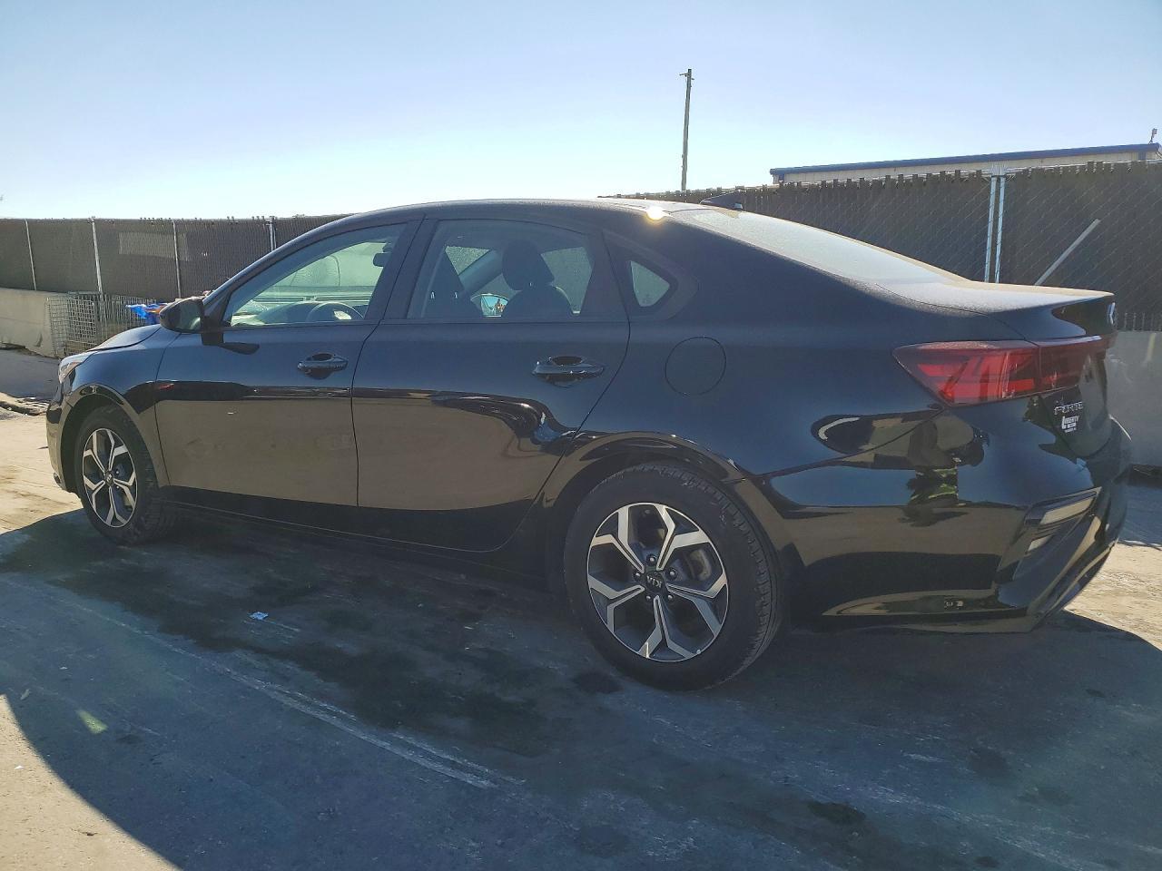 2021 KIA Forte fe