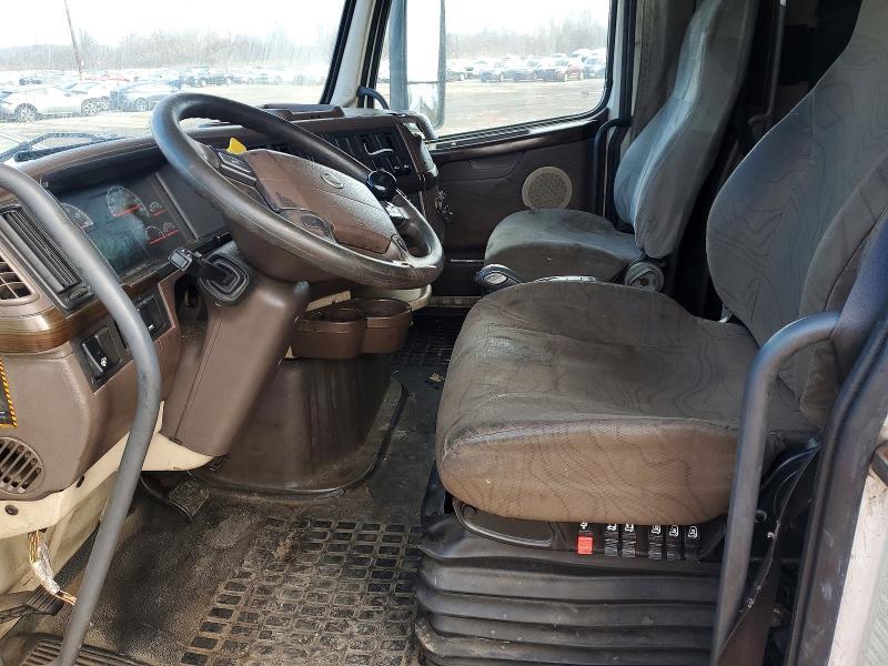 2015 Volvo Vn vnl