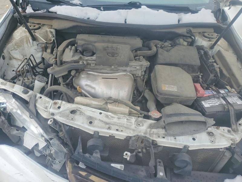 2016 Toyota Camry le