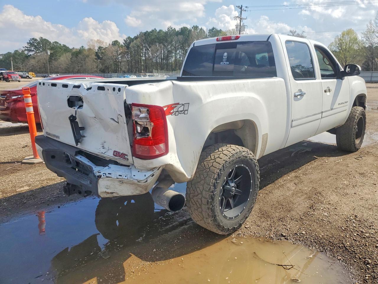 2011 GMC Sierra K2500 Denali