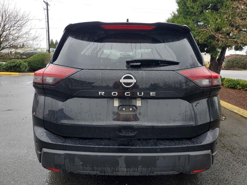 2025 Nissan Rogue sv