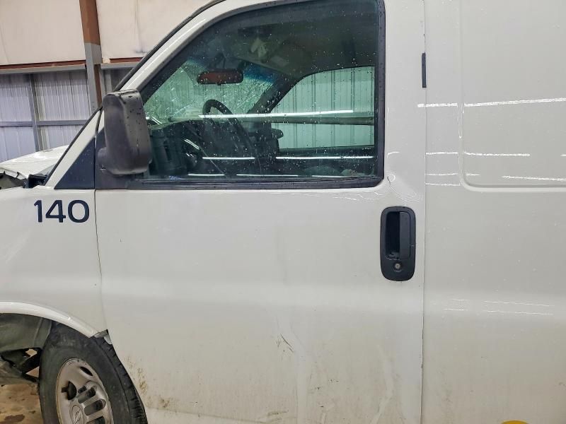 2015 Chevrolet Express G2500