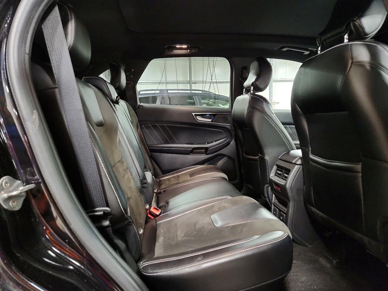 2019 Ford Edge st