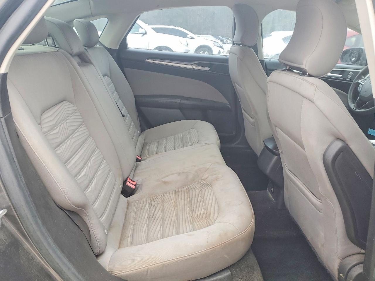 2016 Ford Fusion s