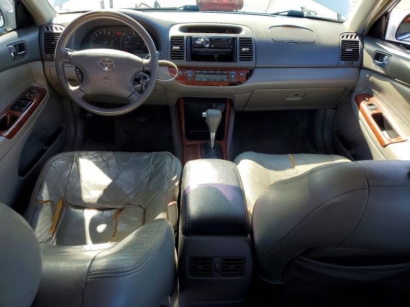 2004 Toyota Camry le