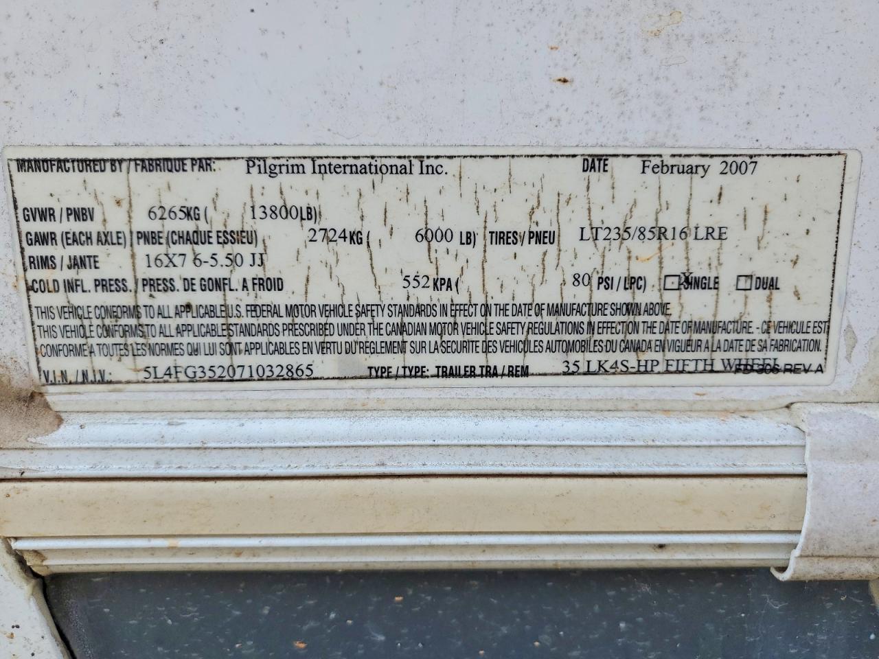 2007 Pilgrim In Ternational Legends 35LK4S-HP Camper