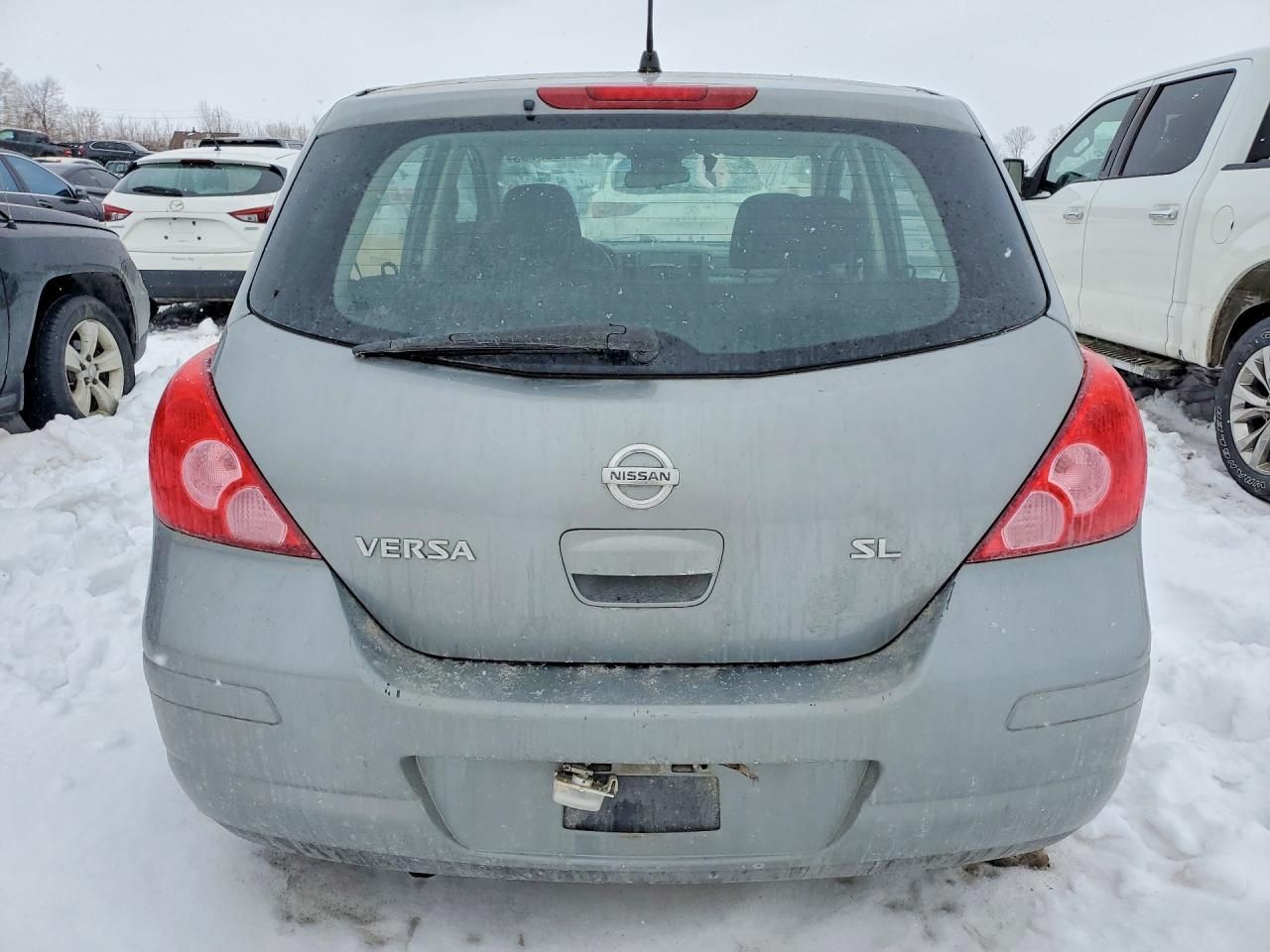 2010 Nissan Versa s