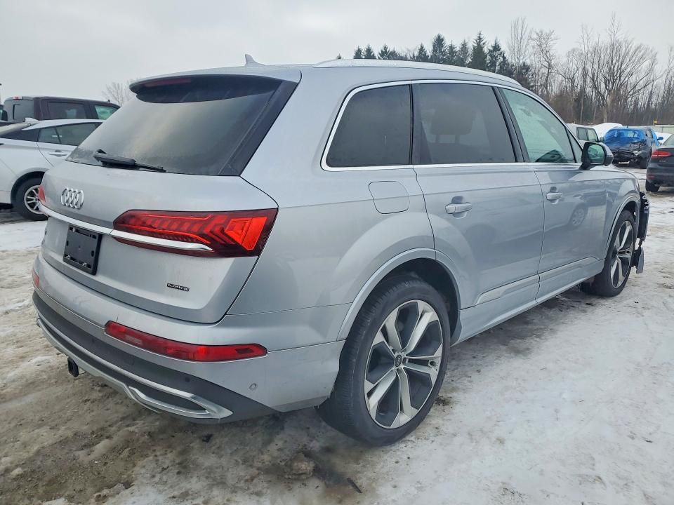 2021 Audi Q7 Premium Plus