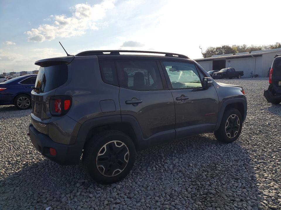 2016 Jeep Renegade Trailhawk