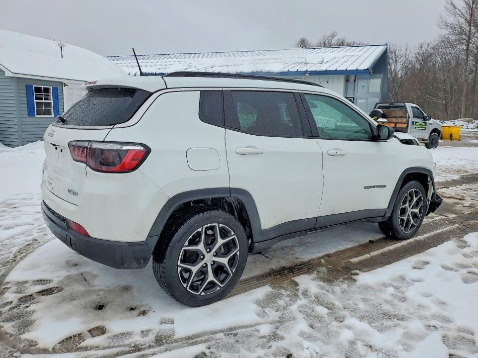 2024 Jeep Compass Latitude