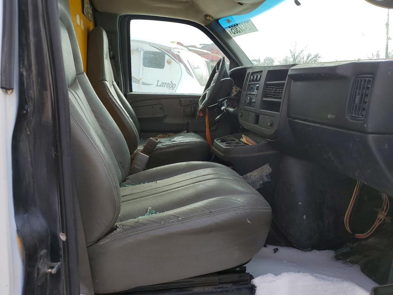2009 GMC Savana G3500