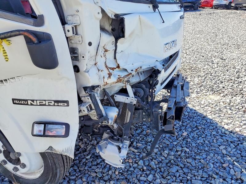 2017 Isuzu NPR HD BOX Truck