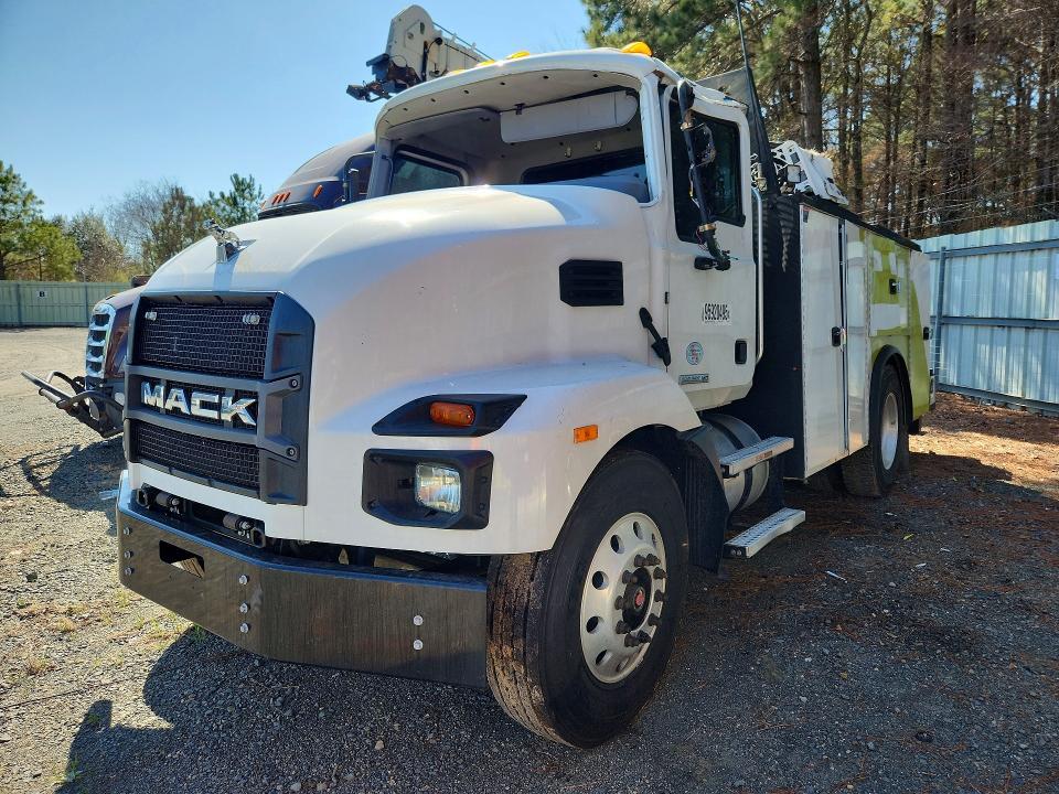 2023 Mack MD Utility / Service Truck