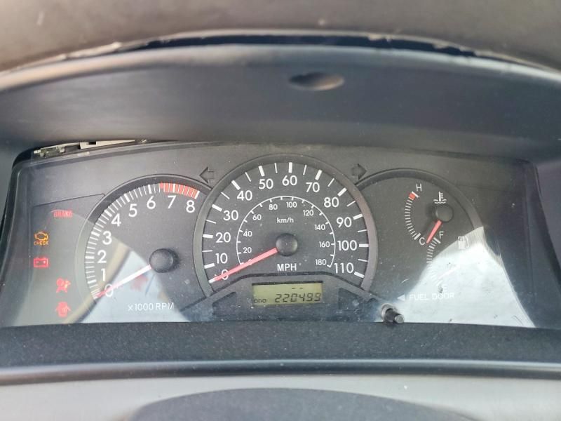 2004 Toyota Corolla ce
