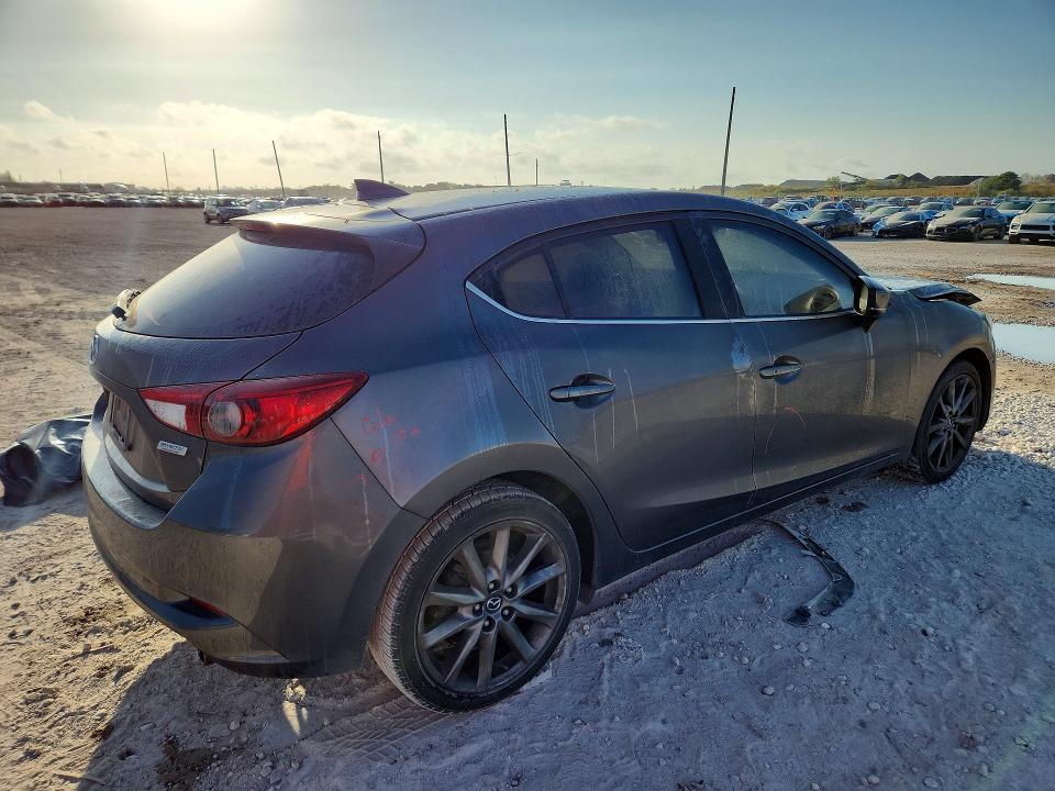 2018 Mazda 3 Touring