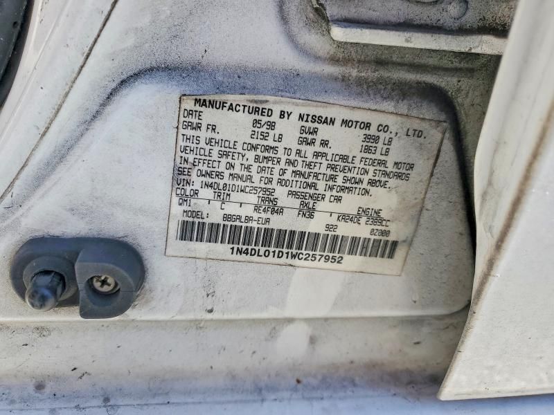 1998 Nissan Altima xe