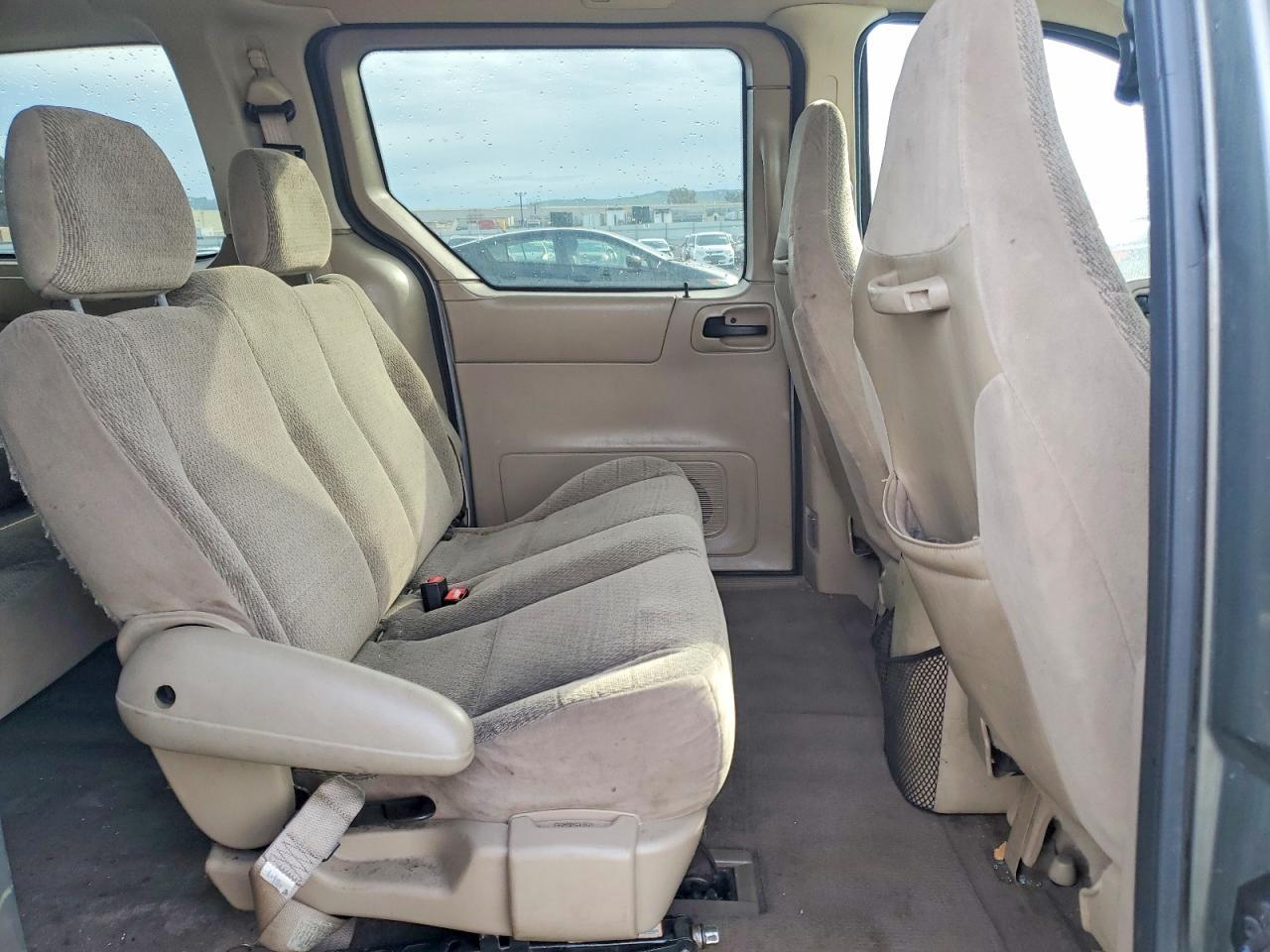 2003 Ford Windstar