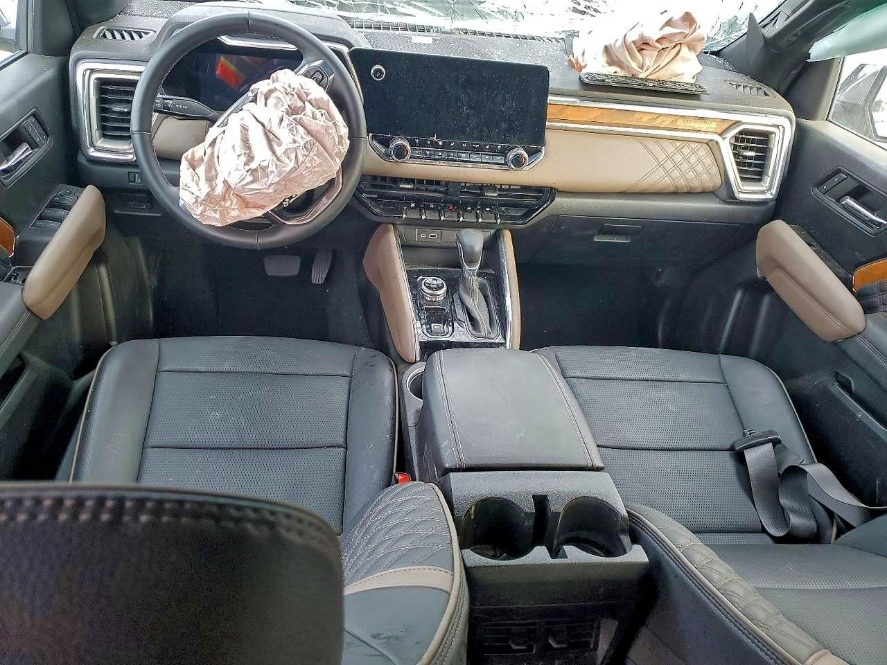 2024 GMC Canyon Denali