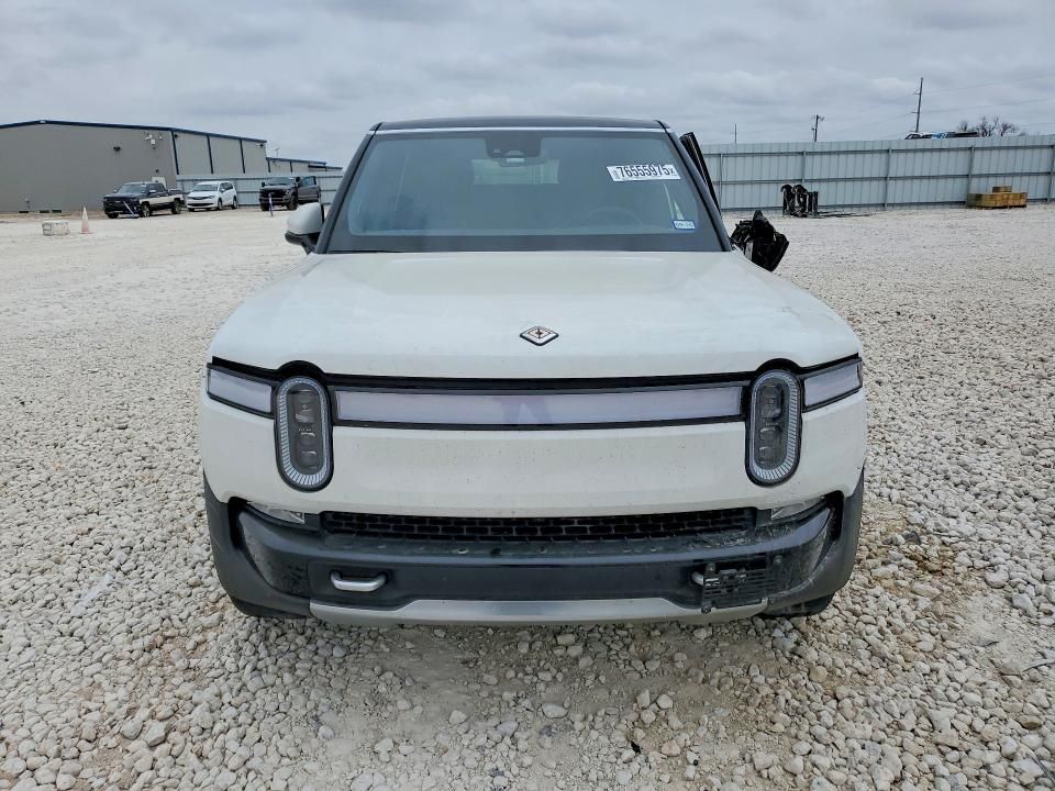 2023 Rivian R1S Adventure
