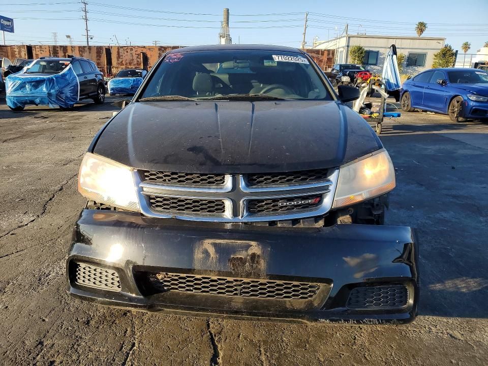 2012 Dodge Avenger se