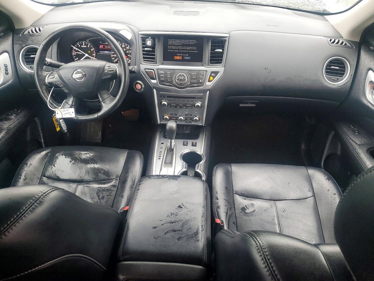 2019 Nissan Pathfinder s