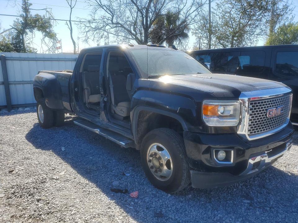 2015 GMC Sierra K3500 Denali