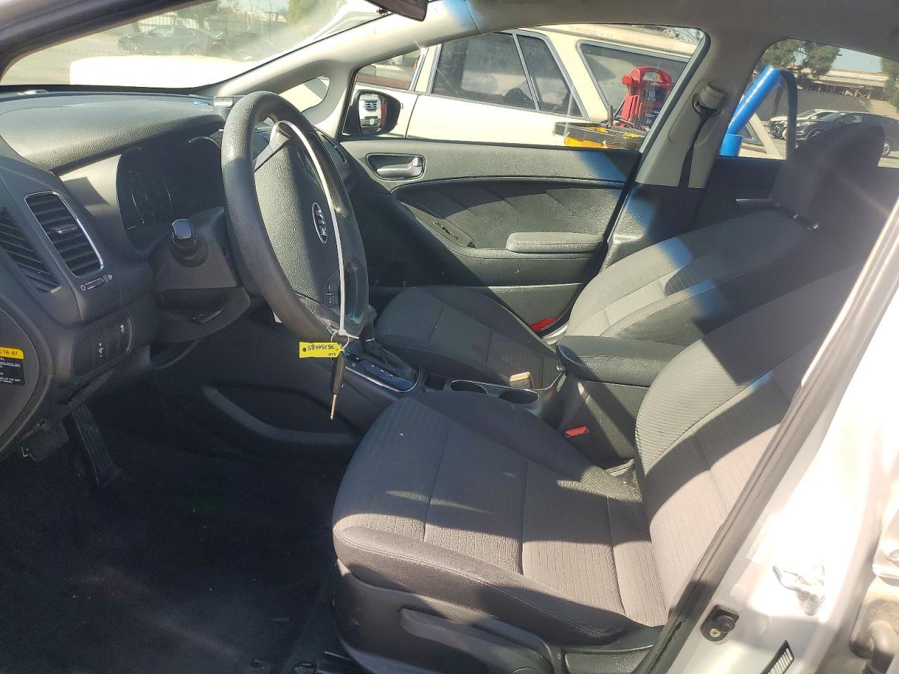 2017 KIA Forte lx