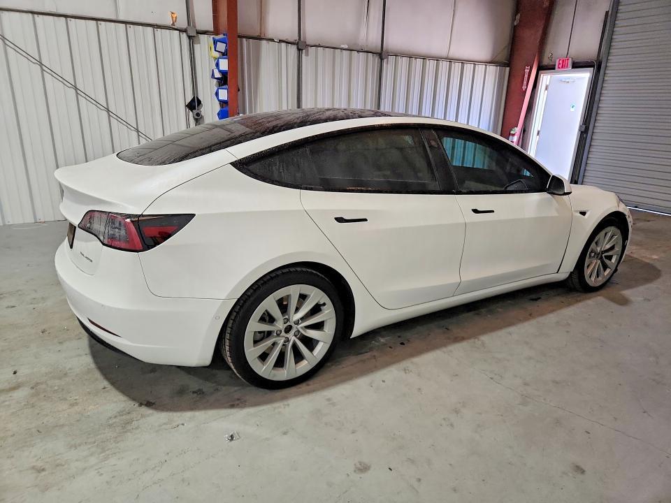2022 Tesla Model 3