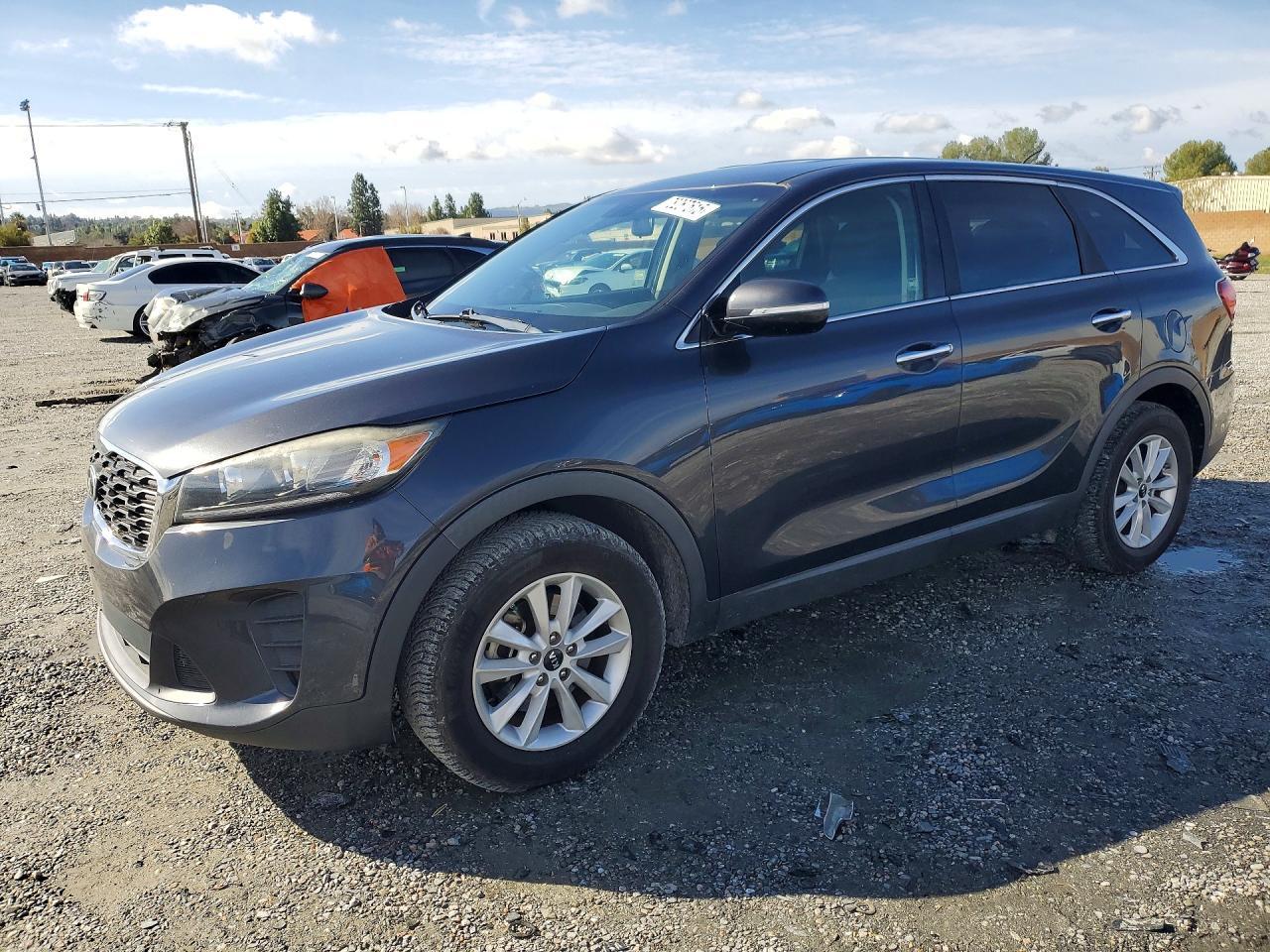 2019 KIA Sorento lx V6