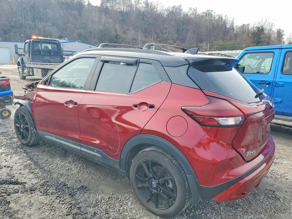 2021 Nissan Kicks sr