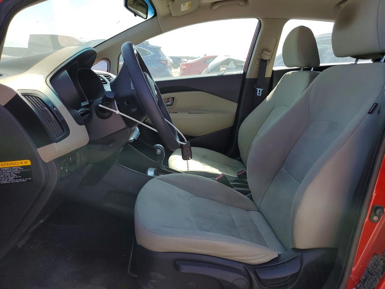 2013 KIA Rio 5-door lx