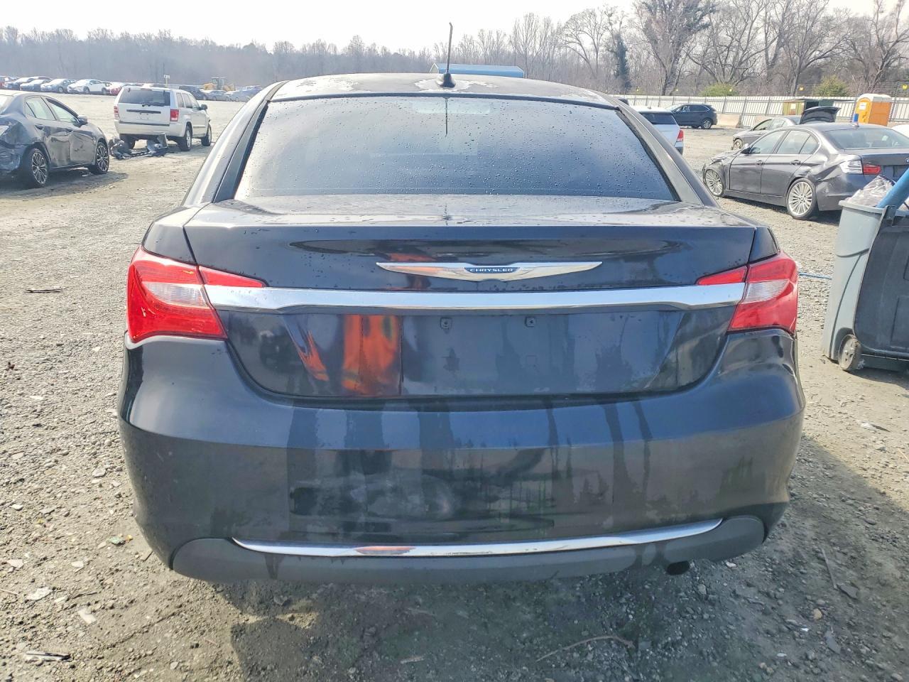 2013 Chrysler 200 Touring